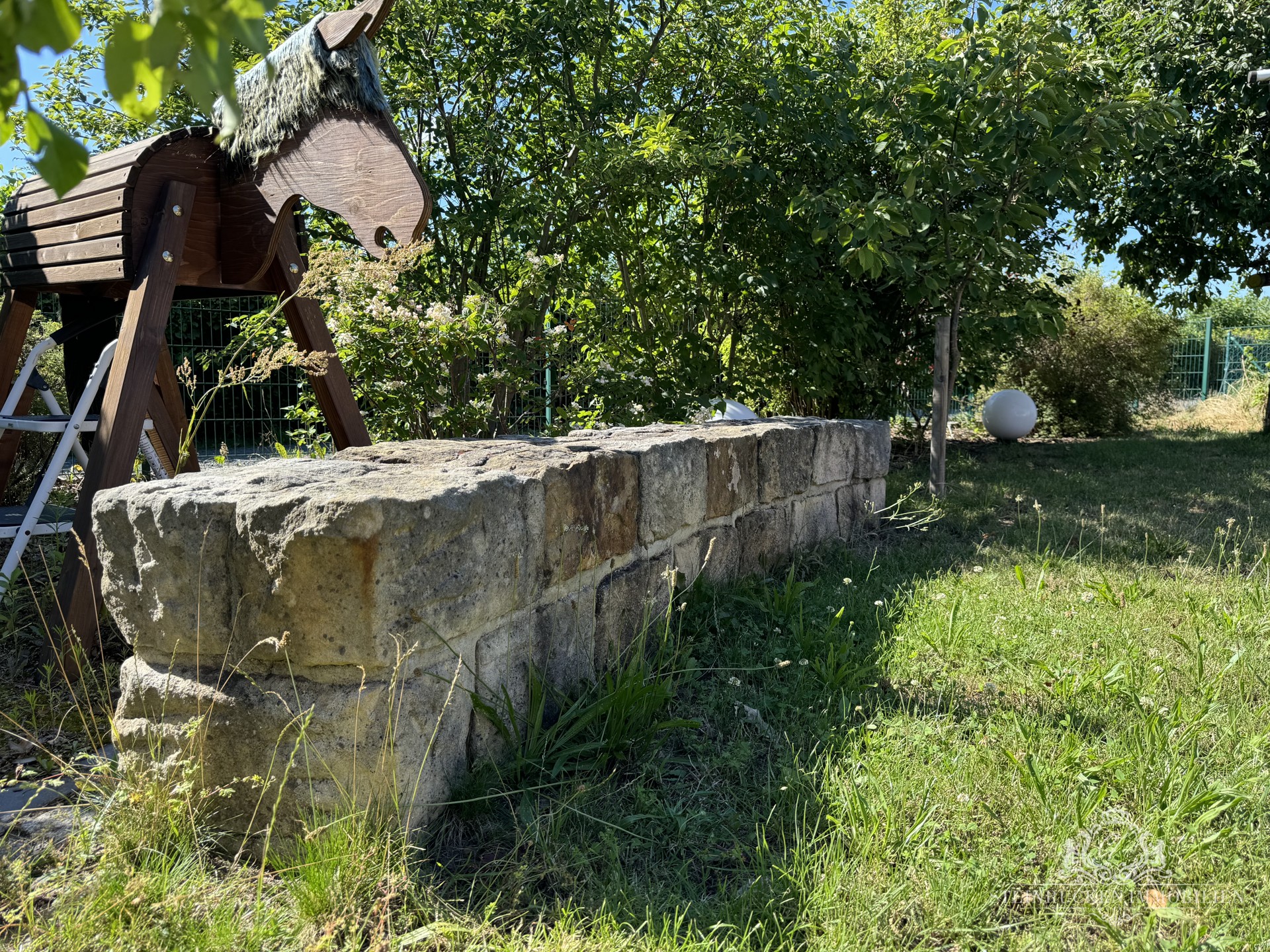 Sandsteinmauer