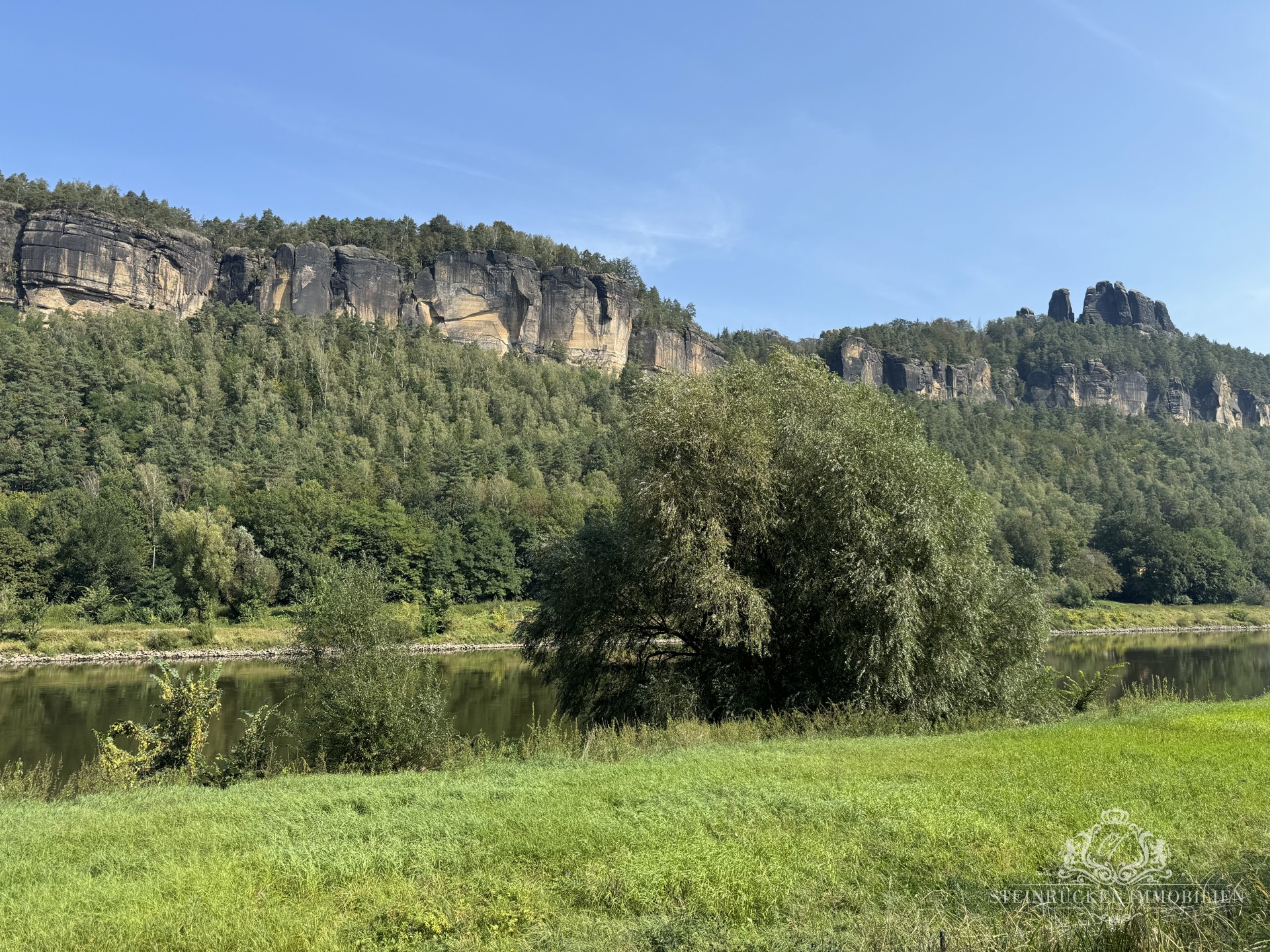 Blick auf das Elbsandsteingebirge